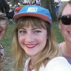 Meet your Posher, Hillary